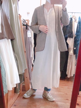 「no brand（ノーブランド）のアイテム（ノーカラージャケット）」を使った、the roughさん（レディース・162cm）の秋コーディネート
