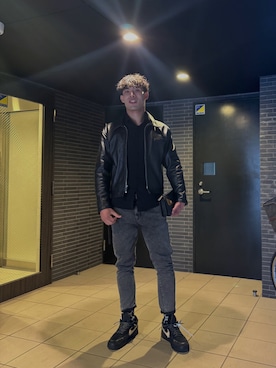 「アイテム（ライダースジャケット）」を使った、YOHEY ﾖｳﾍｲさん（メンズ・180cm）の秋コーディネート