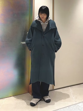 「アイテム（ステンカラーコート）」を使った、anonさん（レディース・165cm）の冬コーディネート