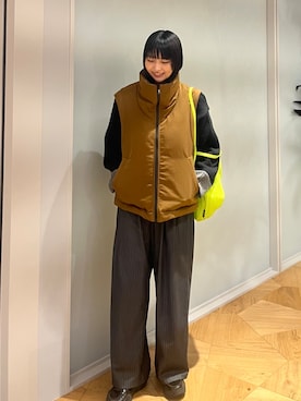 「アイテム（ダウンベスト）」を使った、anonさん（レディース・165cm）の秋コーディネート