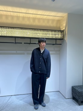 「THE RERACS（ザ・リラクス）のアイテム（スラックス）」を使った、白井嘉人さん（メンズ・176cm）の秋コーディネート