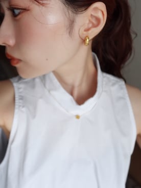 「Bilan（ビラン）の【BILAN】(金属アレルギー軽減)Stella One Touch Hoop Pierce/ステラワンタッチフープピアス（ピアス（両耳用）、ゴールド系）」を使った、KURUMIさん（レディース・150cm）の夏コーディネート