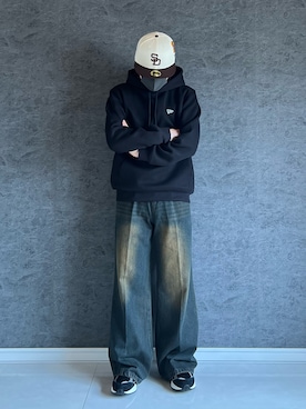 「アイテム（スニーカー）」を使った、chika さん（メンズ・166cm）の秋コーディネート