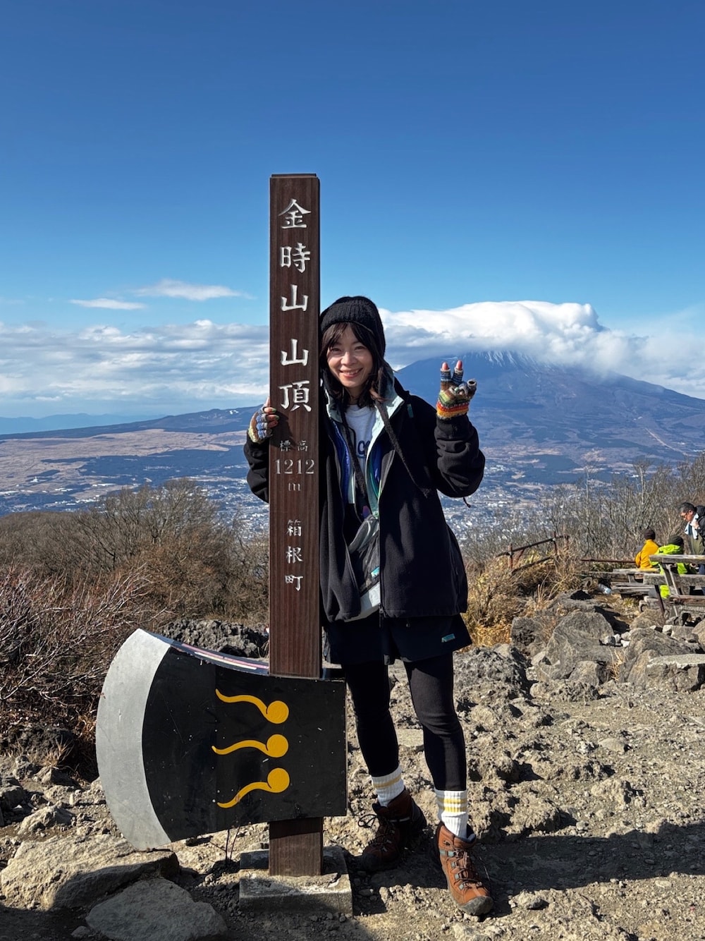「冬コーデ、マイベストコーデ2024、休日スタイル、あったかコーデ、登山、アウトドアスタイル、アウトドアコーデ、山登りスタイル」｜「Franklin Climbingの【Franklin Climbing】フリースジャケット（ブルゾン、ブラック系）」を使った、ayummiyuさん（レディース・164cm）の冬コーディネートの1枚目の写真