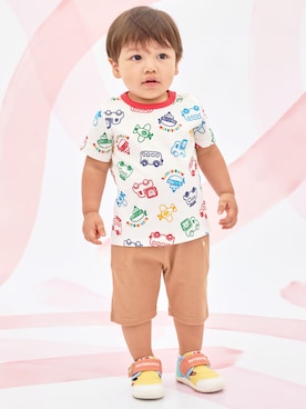 「HOT BISCUITS（ホットビスケッツ）のアイテム（パンツ）」を使った、ミキハウス ホットビスケッツ店さん（キッズ・80cm）の春コーディネート