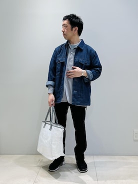 「イエベ」｜「アイテム（トートバッグ）」を使った、Yuuki Mizさん（メンズ・165cm）の春コーディネート