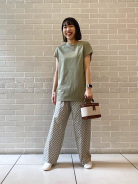 「SALON adam et rope'（サロン アダム エ ロペ）のアイテム（スリッポン）」を使った、miku.さん（レディース・153cm）の春コーディネート