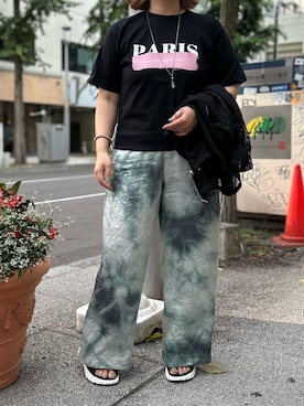 「モノトーンコーデ」｜「アイテム（ブルゾン）」を使った、クロマメさん（レディース・161cm）の夏コーディネート