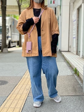 「シャツジャケット」｜「アイテム（PC・スマホグッズ/家電）」を使った、クロマメさん（レディース・161cm）の春コーディネート