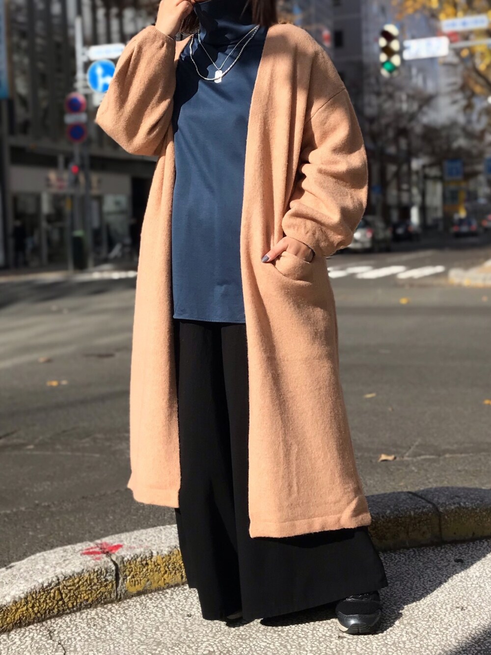 90163678_6