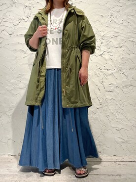 「TATRAS」｜「アイテム（Tシャツ/カットソー）」を使った、クロマメさん（レディース・161cm）の春コーディネート