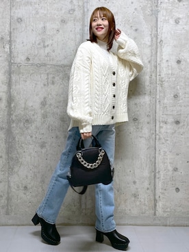 「PAGEBOY（ページボーイ）のケーブルVネックカーディガン（ニット/セーター）」を使った、みはさん（レディース・155cm）の秋コーディネート