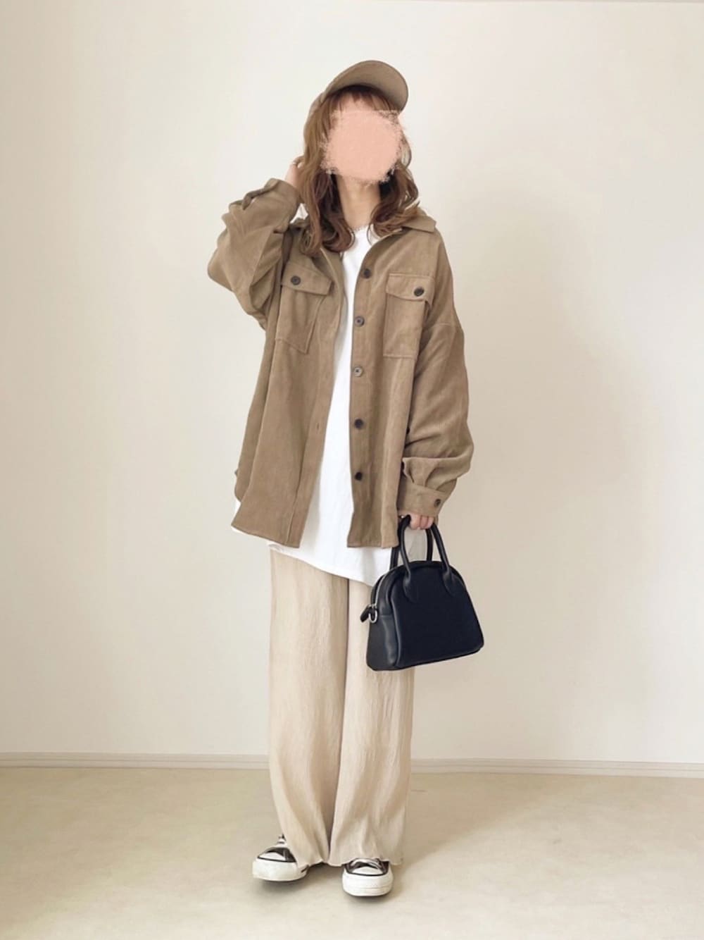 「コーデュロイ、ベージュ、ブラウン、プチプラ、プチプラコーデ、低身長、オトナカジュアル、秋冬コーデ、classicalelf」｜「classicalelfのセットアップが楽しめる。コーデュロイCPOシャツ（ブルゾン、ブラウン系）」を使った、chocoさん（レディース・153cm）の秋コーディネートの1枚目の写真