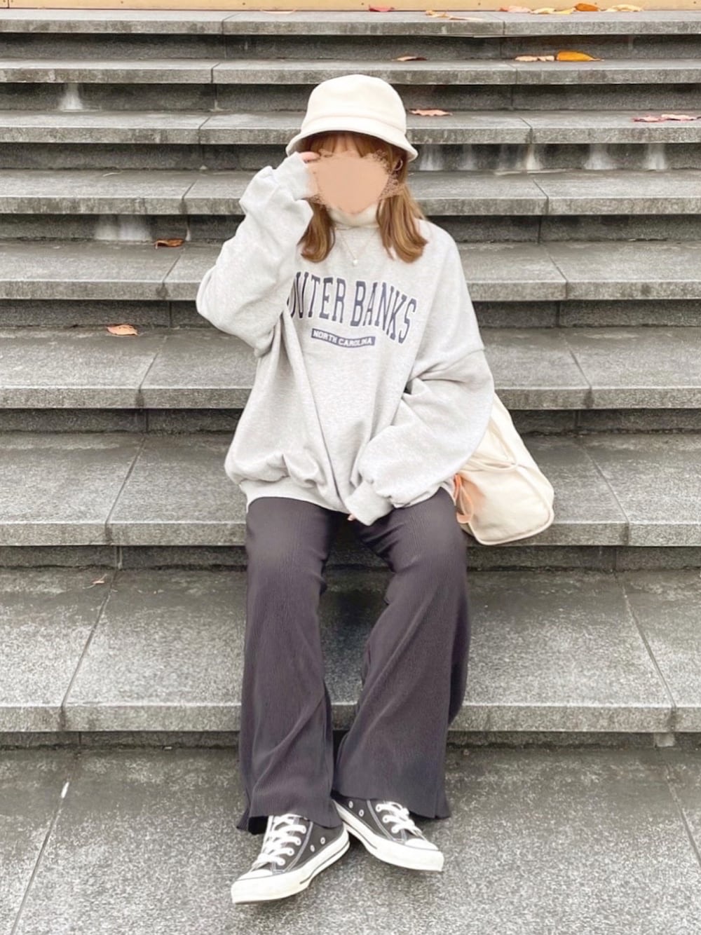 chocomee ルーズロゴスウェット chocomee ルーズロゴスウェットの通販 by yu｜ラクマ