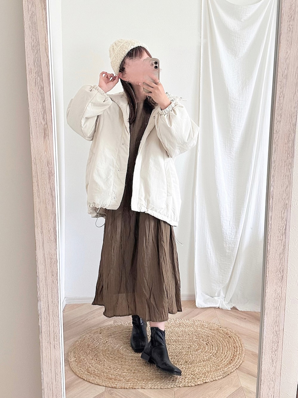 「シンプルコーデ、オトナカジュアル、しまむら、chocomee、冬ファッション、ママコーデ、低身長」｜「しまむらのアイテム（ジャケット/アウター、ホワイト系）」を使った、chocoさん（レディース・153cm）の秋コーディネートの1枚目の写真