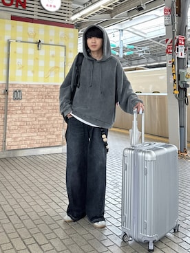 「Acne Studios（アクネストゥディオズ）のアイテム（パーカー）」を使った、がーさん（メンズ・177cm）の春コーディネート