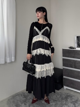 「MAISON SPECIAL（メゾンスペシャル）のLace Tiered Cami Dress/レースティアードキャミワンピース（ワンピース、ブラック系）」を使った、comachiさん（レディース・163cm）の秋コーディネート