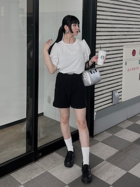 「アイテム（バングル/リストバンド）」を使った、comachiさん（レディース・163cm）の夏コーディネート