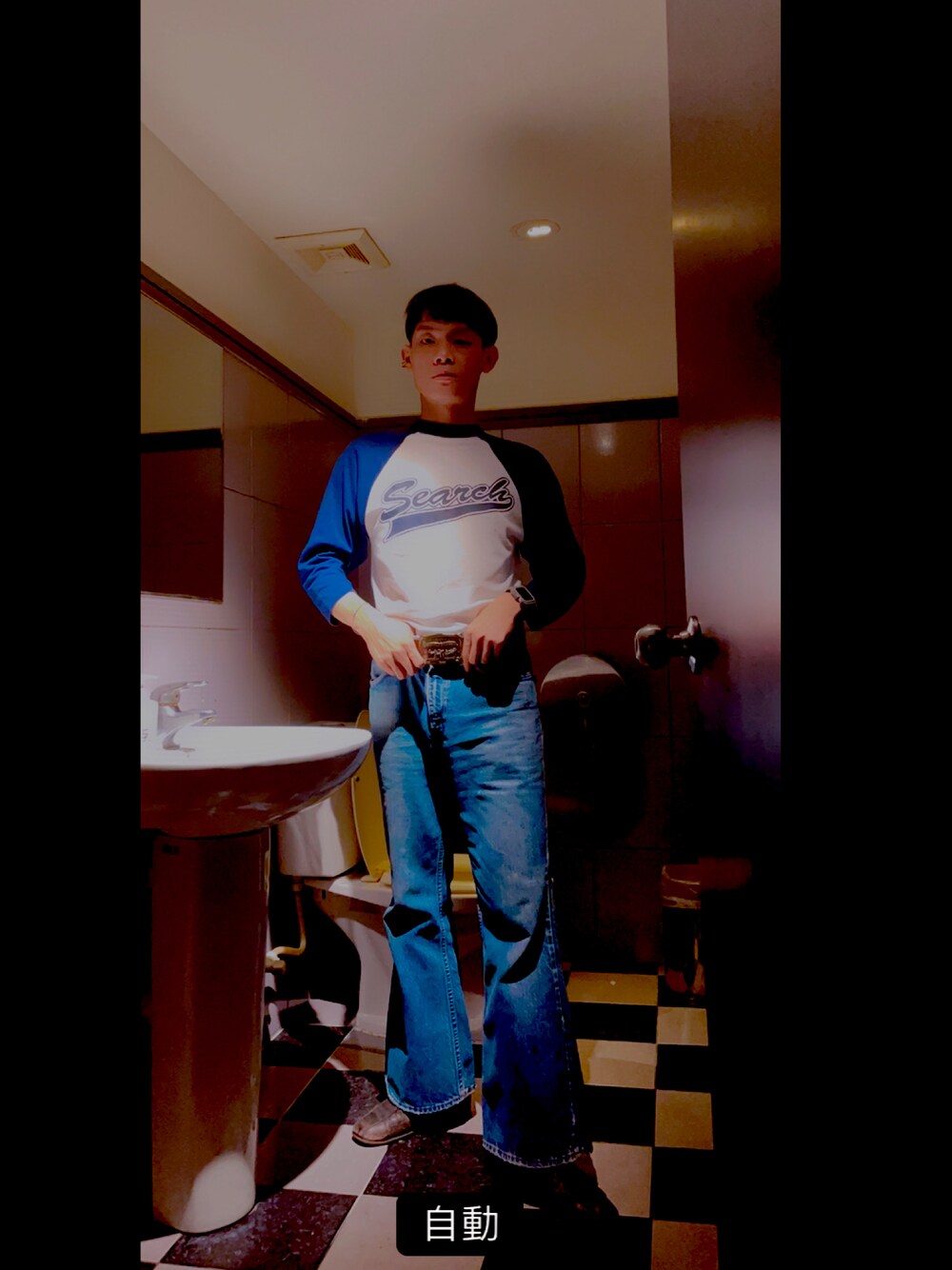 「70's」｜「Levi'sのアイテム（デニムパンツ、ブルー系）」を使った、五右衛門さん（メンズ・166cm）の夏コーディネートの1枚目の写真