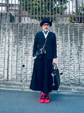 「COMME des GARCONS（コムデギャルソン）のアイテム」を使った、MACROMANCEさん（メンズ・170cm）の春コーディネート