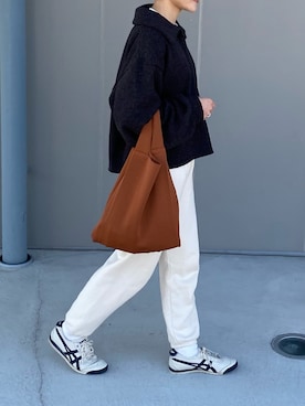 「アイテム（スウェットパンツ）」を使った、ハナレさん（レディース・154cm）の冬コーディネート