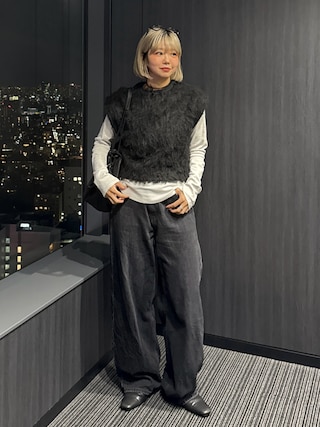 「select MOCA(セレクトモカ)のスクエアトゥフェイクレザースライドシューズ(スリッポン)」を使った、UKIさん(レディース・155cm)の秋コーディネート