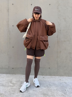 「アイテム（スニーカー）」を使った、UKIさん（レディース・155cm）の冬コーディネート