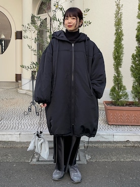 「タートルネック」｜「アイテム（ミリタリージャケット）」を使った、UKIさん（レディース・155cm）の冬コーディネート