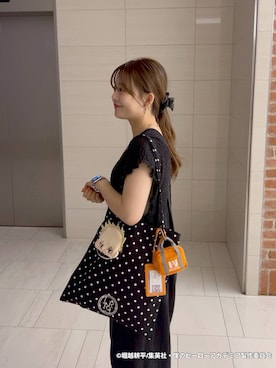 「アイテム（パスケース）」を使った、サクラさん（レディース・160cm）の秋コーディネート