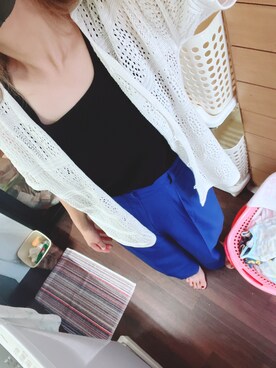 「GU（ジーユー）のアイテム（タンクトップ、ブラック系）」を使った、はっぱつきさん（レディース・170cm）の夏コーディネート