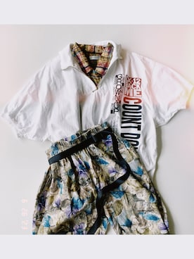 「80年代」｜「アイテム（トップス）」を使った、Yotchさん（レディース・163cm）の夏コーディネート