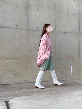 「アイテム（その他アウター、レッド系）」を使った、Yotchさん（レディース・163cm）の秋コーディネート