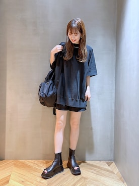 「JEANASIS（ジーナシス）のアイテム（スリッポン）」を使った、AYANA.さん（レディース・169cm）の春コーディネート