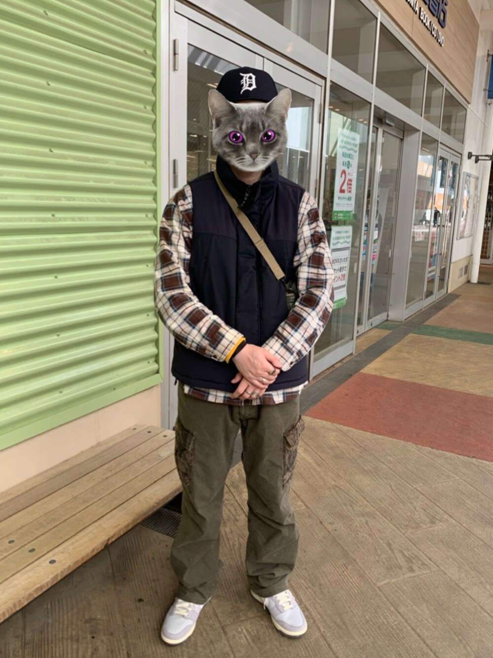 COMME des GARCONS HOMMEのダウンベストを使った人気ファッション