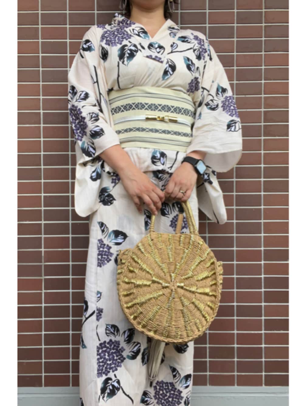 「大人カジュアル、夏コーデ、夏ファッション、休日スタイル、淡色コーデ、おおぶりピアス、浴衣、浴衣祭り、半幅帯、半幅帯アレンジ、かごバッグ、下駄、セミオーダー、日傘、和装」｜「seeのアイテム（ピアス（両耳用）、パープル系）」を使った、猫山さん（レディース・161cm）の夏コーディネートの1枚目の写真