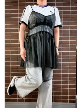 「アイテム（スリッポン）」を使った、猫山さん（レディース・161cm・40代）の秋コーディネート