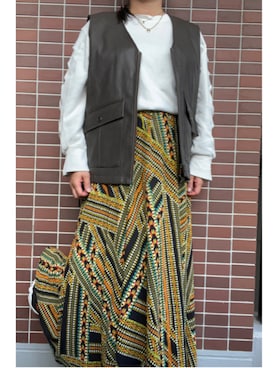 「アイテム（ベスト）」を使った、猫山さん（レディース・161cm）の秋コーディネート