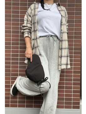 「hunch（ハンチ）のアイテム」を使った、猫山さん（レディース・161cm）の夏コーディネート