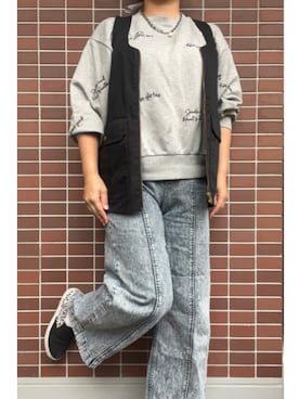 「アイテム（スリッポン）」を使った、猫山さん（レディース・161cm・40代）の秋コーディネート