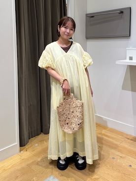 「ROSE BUD（ローズバッド）のCOTTON VOILE DRESS（ワンピース、イエロー系）」を使った、tsuzukiさん（レディース・145cm）の夏コーディネート