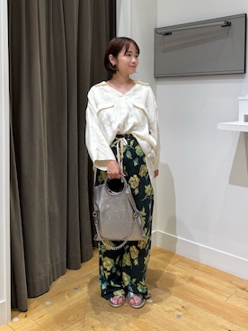 「ROSE BUD（ローズバッド）のFIBRIL SKIPPER SHIRT（シャツ/ブラウス、ホワイト系）」を使った、tsuzukiさん（レディース・145cm）の夏コーディネート