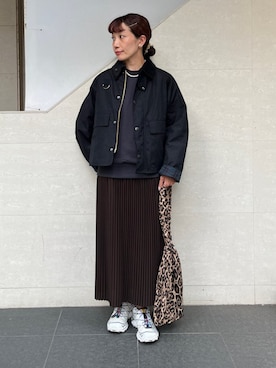「アイテム（その他アウター、ブラック系）」を使った、本橋さん（レディース・154cm）の秋コーディネート