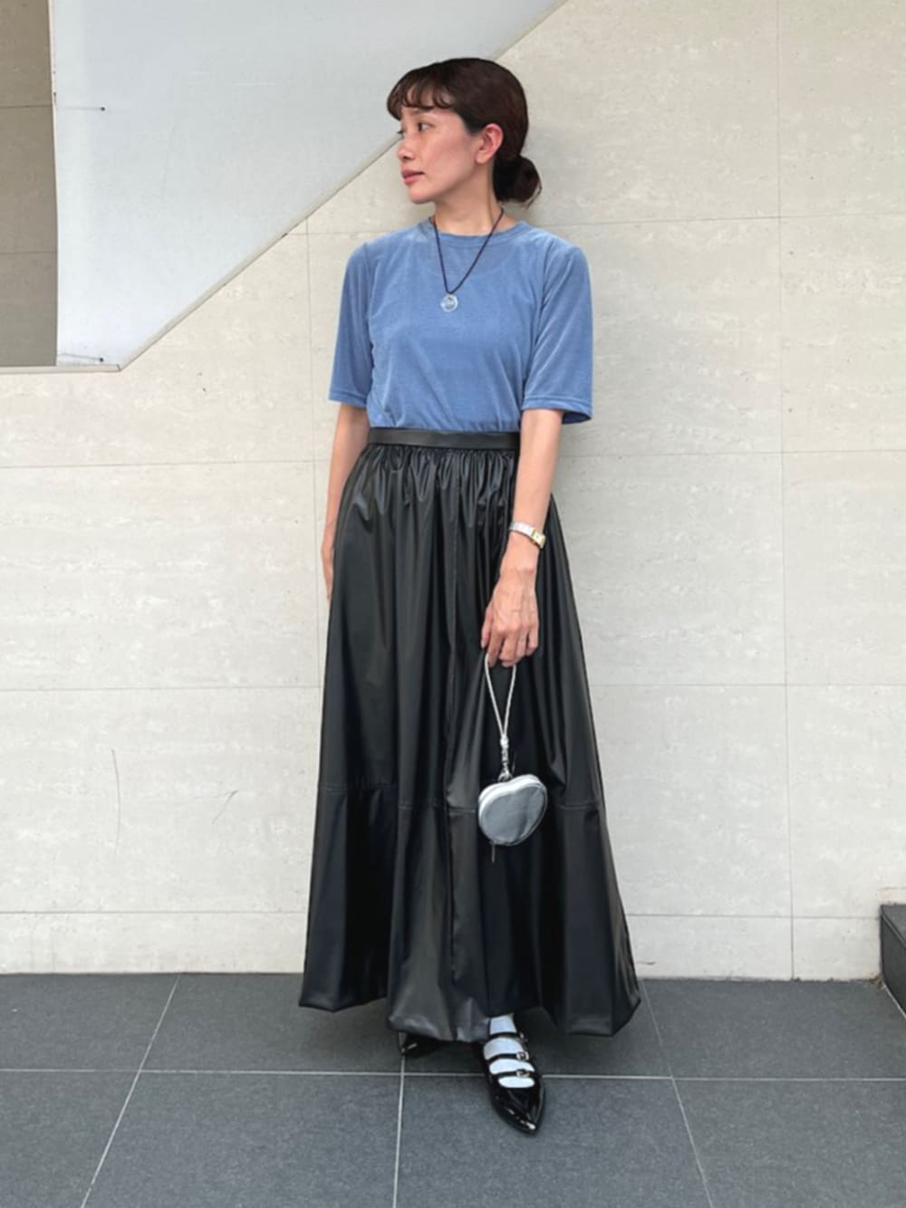 「SHIPS、SHIPS for women、シップス、シップス フォー ウィメン(SHIPS for women)、シアートップス、ギャザースカート、ロングスカート、メリージェーン、パステルカラー」｜「STATUSのSTATUS:POINTED MARY JANE（パンプス、ブラック系）」を使った、本橋さん（レディース・154cm）の秋コーディネートの1枚目の写真
