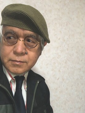 「Django Atour（ジャンゴアトゥール）のアイテム（ハンチング/ベレー帽）」を使った、しまうまおじさんさん（メンズ・165cm）の冬コーディネート