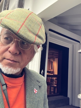 「HACKETT LONDON（ハケットロンドン）のアイテム（ハンチング/ベレー帽、グリーン系）」を使った、しまうまおじさんさん（メンズ・165cm）の春コーディネート