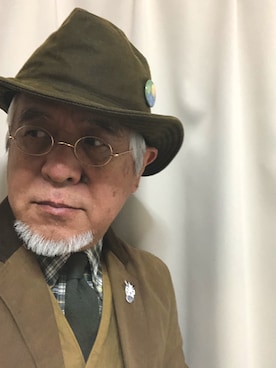 「45R（フォーティファイブアール）のアイテム（ベスト）」を使った、しまうまおじさんさん（メンズ・165cm）の秋コーディネート