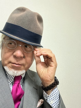 「Zerbinomaurizi（ゼルビーノマウリッチ）のアイテム（シャツ/ブラウス、ホワイト系）」を使った、しまうまおじさんさん（メンズ・165cm）の春コーディネート