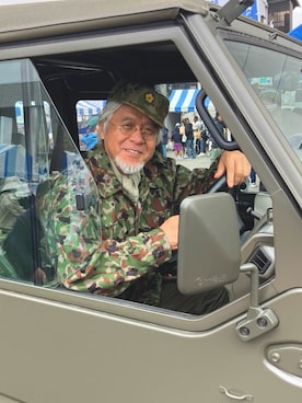 「アイテム（ミリタリージャケット）」を使った、しまうまおじさんさん（メンズ・165cm）の秋コーディネート