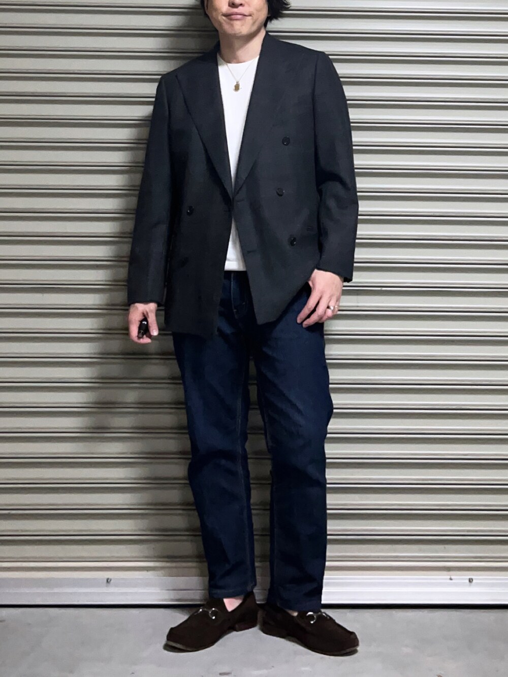 「秋冬コーデ、オトナカジュアル、大人カジュアル、ポールスチュアート」｜「Paul Stuartのアイテム（テーラードジャケット、グレー系）」を使った、bdyoshiさん（メンズ・167cm）の冬コーディネートの1枚目の写真