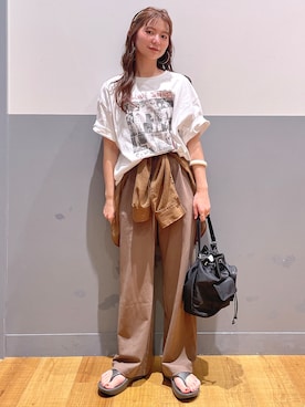「Right-on（ライトオン）のHONEYSUCKLE ROSE(ハニーサックルローズ)【レディース】ポンチワイドパンツ（その他パンツ、ブラウン系）」を使った、iwarisa_right_onさん（レディース・155cm）の夏コーディネート